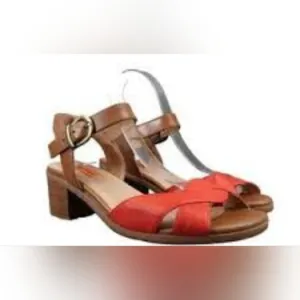 Miz Mooz red strappy sandals size 8.5
