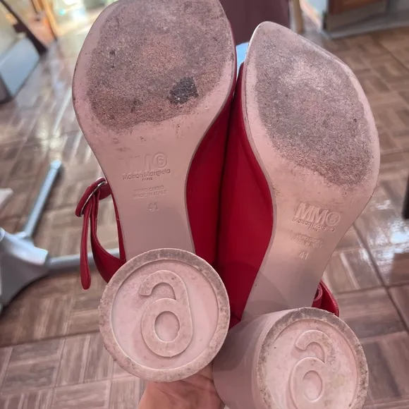 MM6 Maison Margiela Red Buckle Heeled Sandals