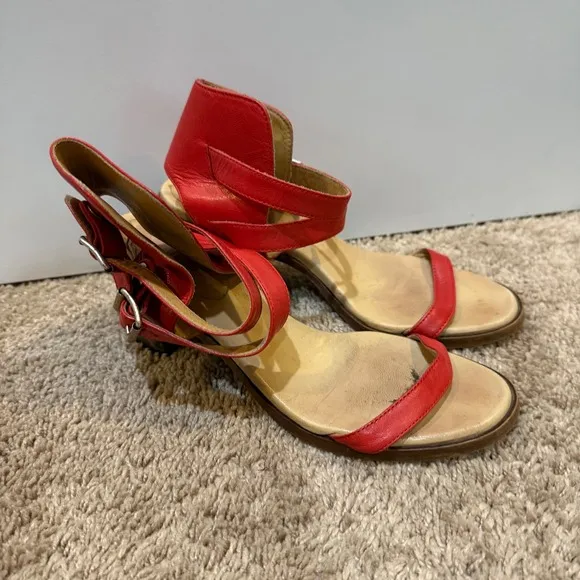MM6 Maison Martin Margiela Red Leather Buckle Leopard Heel Sandals 40