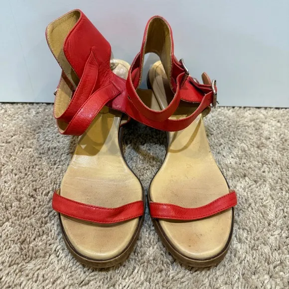 MM6 Maison Martin Margiela Red Leather Buckle Leopard Heel Sandals 40