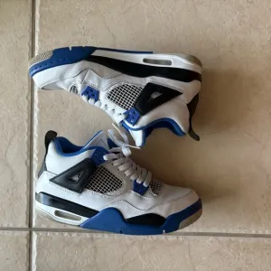 Motorsport jordan 4s