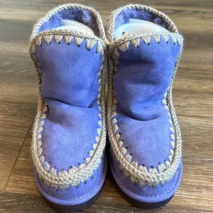 MOU Sheepskin Boots Size 36