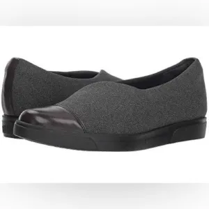 Munro Plum Grey Slip-on Loafer Size 7 BIN 16