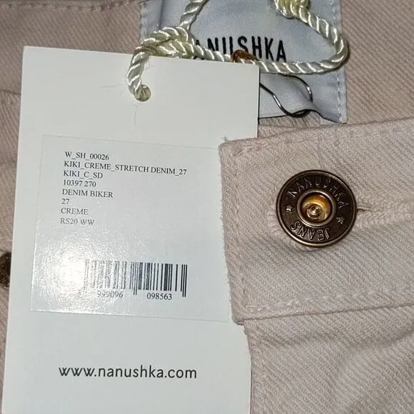 Nanushka