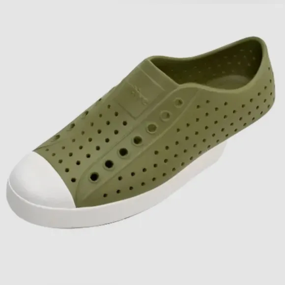 NATIVE - Jefferson Slip on Sneakers - NEW
