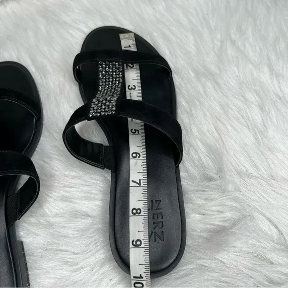 Naturalizer Farica Slide Sandals Embellished Black Size 8.5M