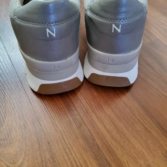 Naturalizer Leather Slip-on Wedge Platform Sneakers 11 Beige New