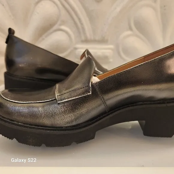 Naturalizer Women's Darry Slip-On Lightweight Lug Sole Heeled Loafer. NIB