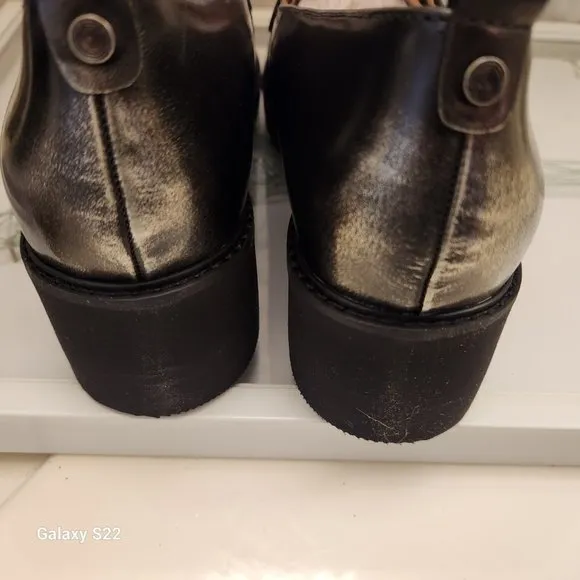 Naturalizer Women's Darry Slip-On Lightweight Lug Sole Heeled Loafer. NIB