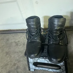 Nautica Black Leather Boots Rugged Durable Design