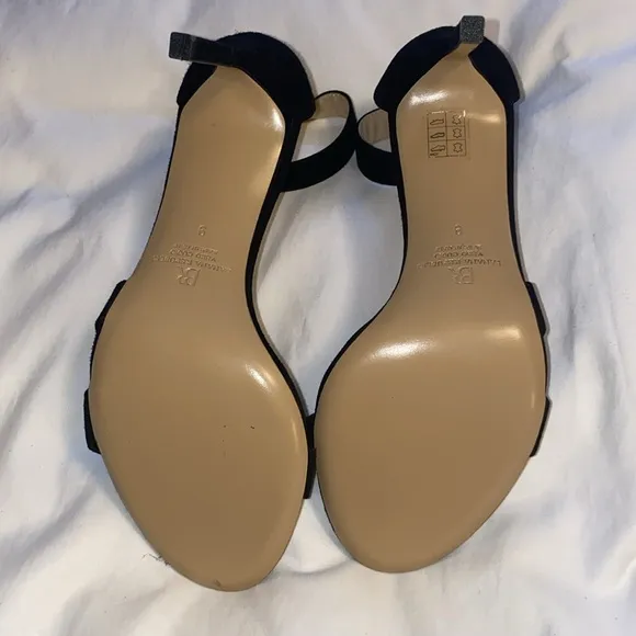 Never worn NWOT Italian-made Banana Republic 3” heels sandals, black suede sz 9