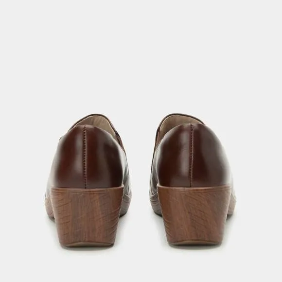 NEW ALEGRIA women's skylar slip on shoes in mahogany