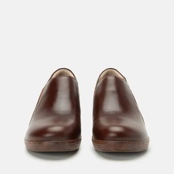 NEW ALEGRIA women's skylar slip on shoes in mahogany