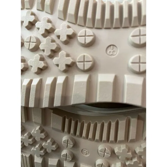 NEW AQUATALIA Leola METALLIC SHIMMER BEIGE Slip-On SNEAKERS US Size 8