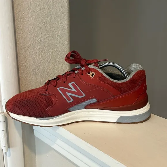 New Balance 1550 Revlite Retro Red Casual Sneakers Men Size 9 D