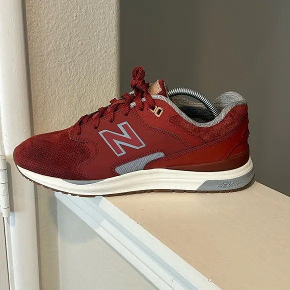 New Balance 1550 Revlite Retro Red Casual Sneakers Men Size 9 D