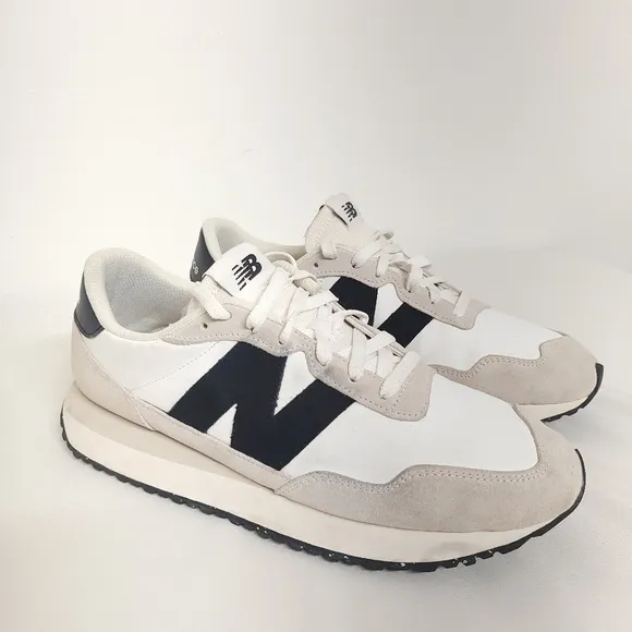 New Balance 237 - MS237SF White and Black Sneakers Men