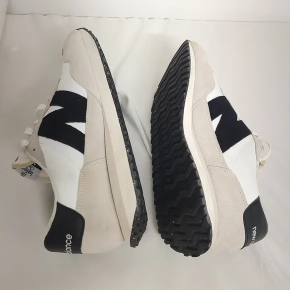 New Balance 237 - MS237SF White and Black Sneakers Men