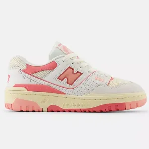 New Balance 550 in Desert pink with sea salt