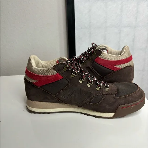 New Balance 710 NB NB710 men lifestyle winter casual sneakers brown 8.5