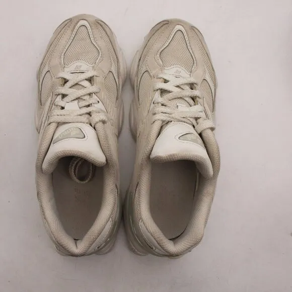 New Balance 9060 Calcium Sea Salt Lace Up Men's Size 7 Sneakers Running shoes