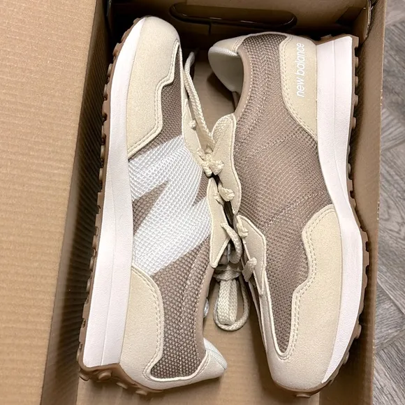 New Balance Big Kids 327 Casual sneakers