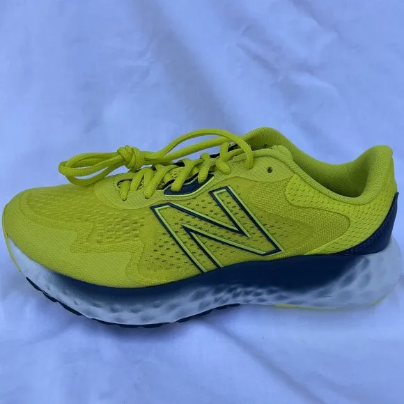 New Balance Fresh Foam men's running shoes MEVOZCY1 Size 8 Extra Wide w/ Box