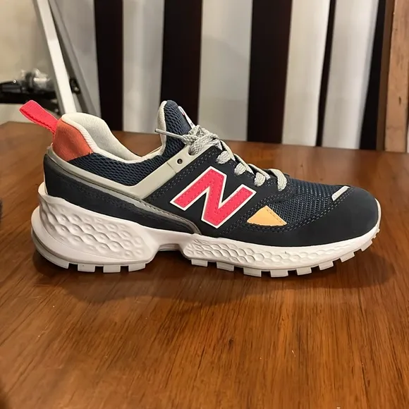 New Balance GS574SN 574 shoes sneakers new Youth Size 7