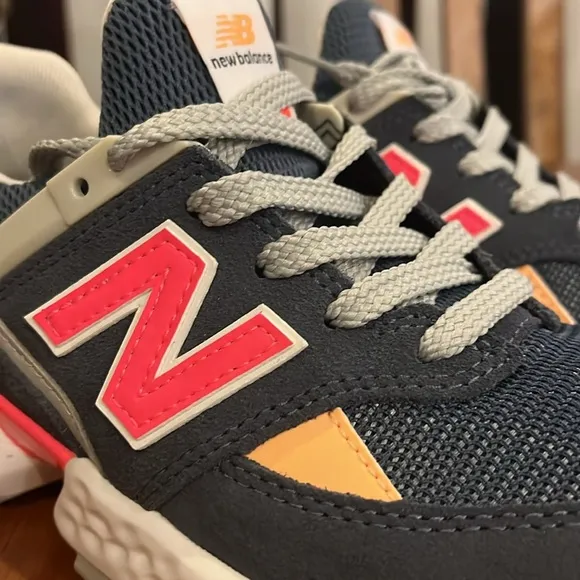 New Balance GS574SN 574 shoes sneakers new Youth Size 7