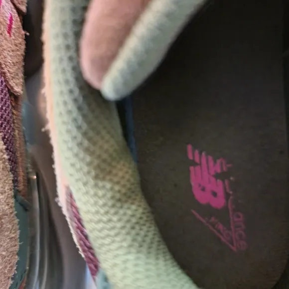 New Balance Kids' Green and Brown Sneakers