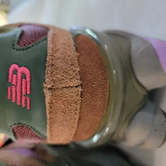 New Balance Kids' Green and Brown Sneakers