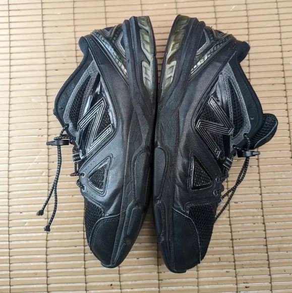New Balance Mens 1012 MX1012BK Black Athletic Shoes Sneakers Size 10 4E