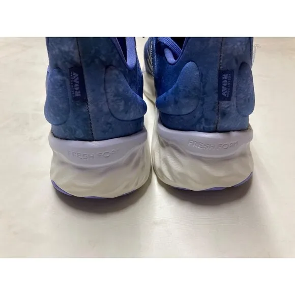 New Balance Women Fresh Foam Running Shoes  8.5 Wide Blue Athletic Sneakers New