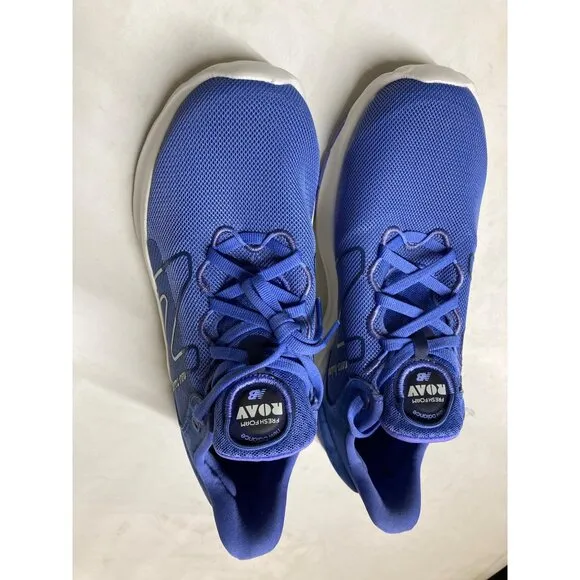 New Balance Women Fresh Foam Running Shoes  8.5 Wide Blue Athletic Sneakers New