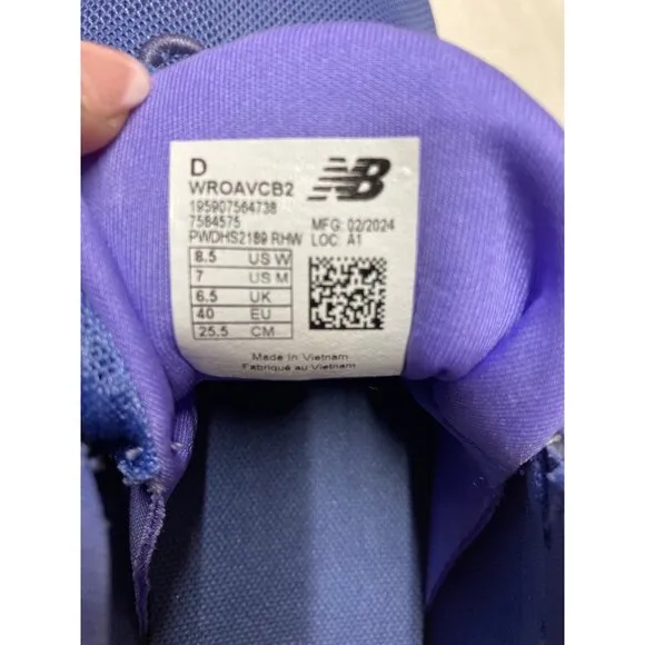New Balance Women Fresh Foam Running Shoes  8.5 Wide Blue Athletic Sneakers New