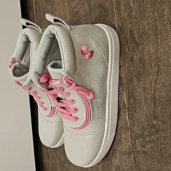 New Billy Short Wrap Girl's High Top Sneakers sz 4 NWOT