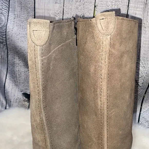 New Bohemian Tan Leather Suede 2” Heel Slip On Women’s Boots size 7