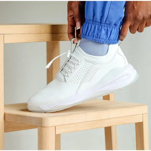 NEW Clove Classic Brilliant White Sneakers Healthcare Nursing Women’s Size 6.5
