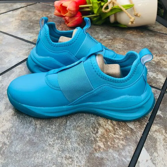 NEW Clove Limited Edition Solo Electric Blue Sneaker Sz 5 Healthcare Nursing