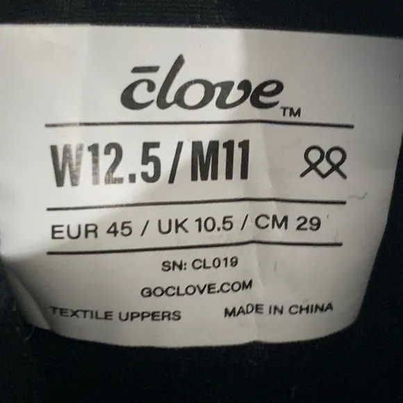 NEW Clove W 12.5 M 11 Black Nursing Shoes Sneakers