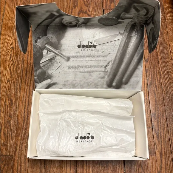 NEW! Diadora Sneakers 🇮🇹