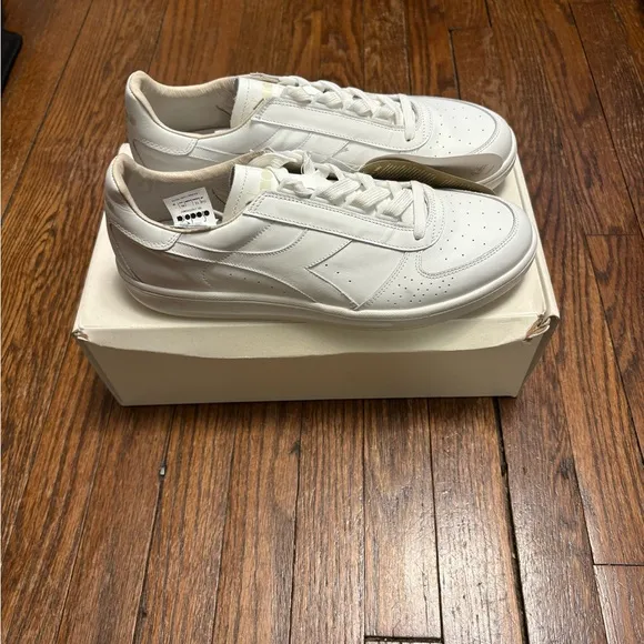 NEW! Diadora Sneakers 🇮🇹