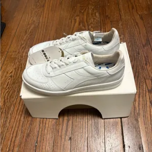 NEW! Diadora Sneakers 🇮🇹