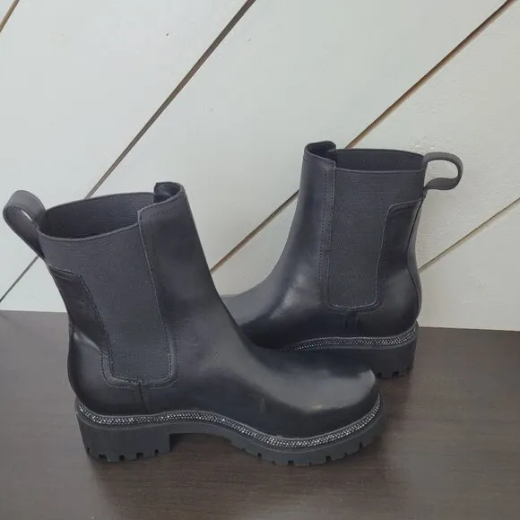 NEW DKNY Leather  Womens 6.5M Chelsea Boots Black 5CT