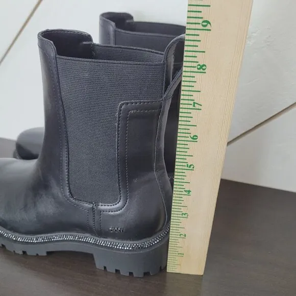 NEW DKNY Leather  Womens 6.5M Chelsea Boots Black 5CT