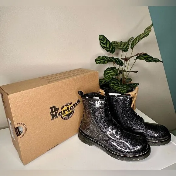 NEW Dr. Martens 1460 Y Cosmic Glitter Black Combat Boots Juniors 6, Women’s US 6