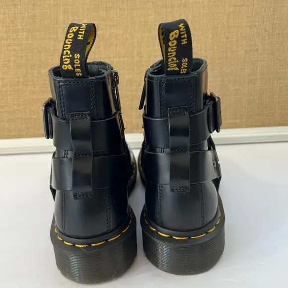NEW Dr Martens Jaimes Boots Black Leather Buckle Chelsea Harness Size Womens 6