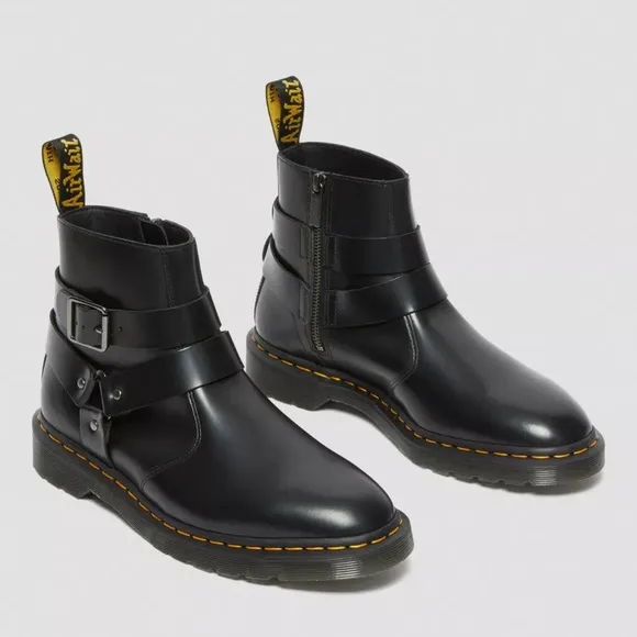 NEW Dr Martens Jaimes Boots Black Leather Buckle Chelsea Harness Size Womens 6