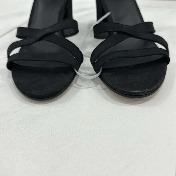 NEW! Eileen Fisher Black Noni Sandal - Size 8.5