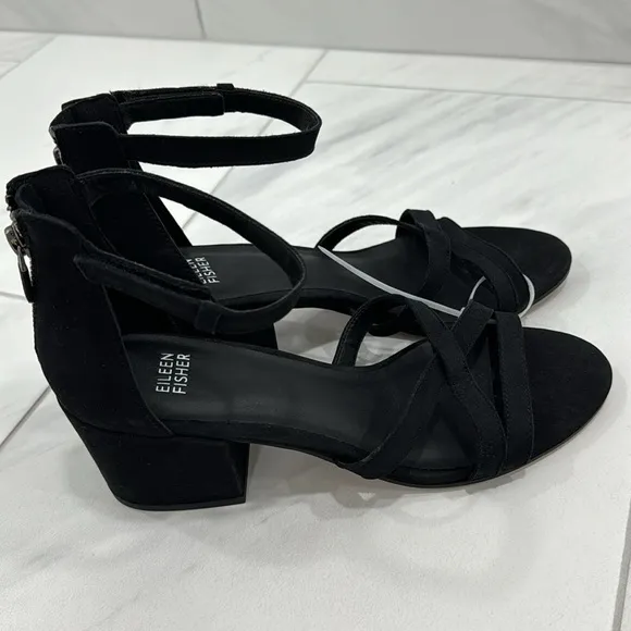 NEW! Eileen Fisher Black Noni Sandal - Size 8.5